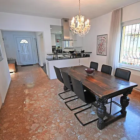 Genovese Al Holiday home